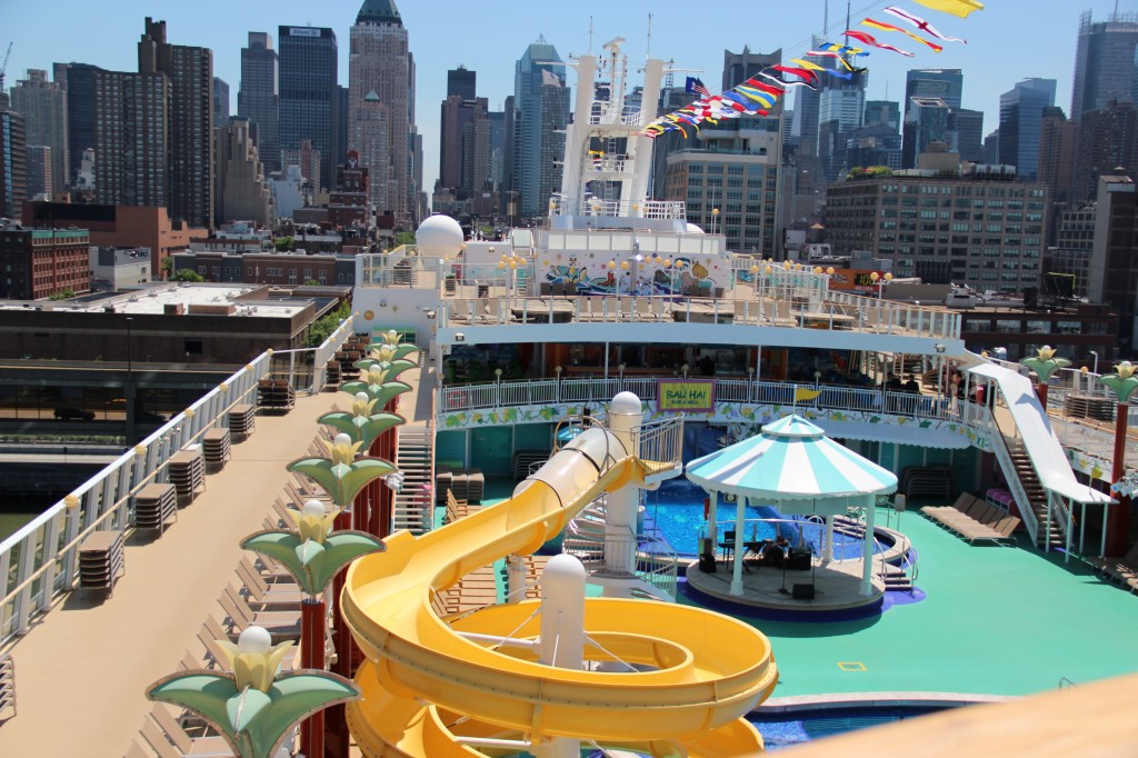 Norwegian Cruise Lines Gem Pool Area 