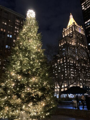 Celebrate the Holidays in Flatiron & NoMad this December!